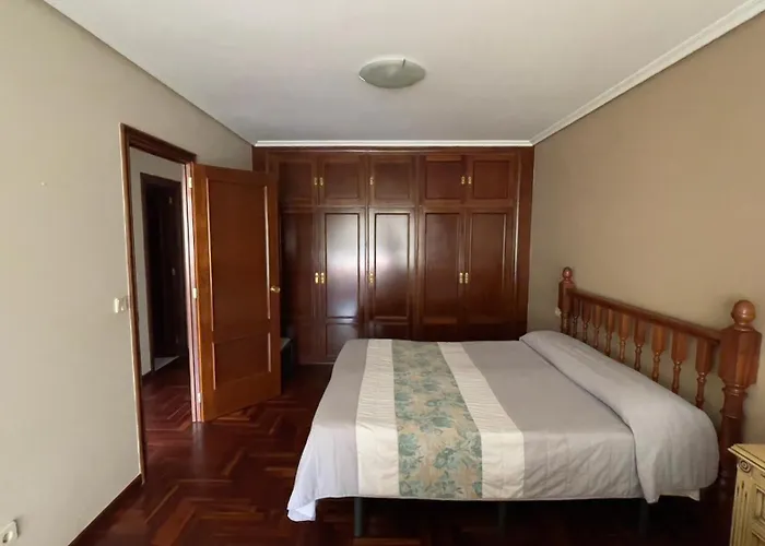 Vivienda 3 Zona Balaidos-pza. America Vigo