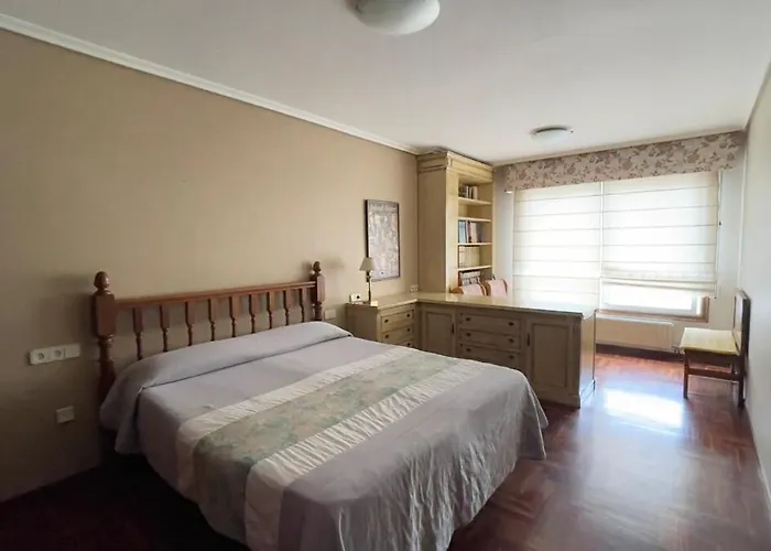 Vivienda 3 Zona Balaidos-pza. America * Vigo