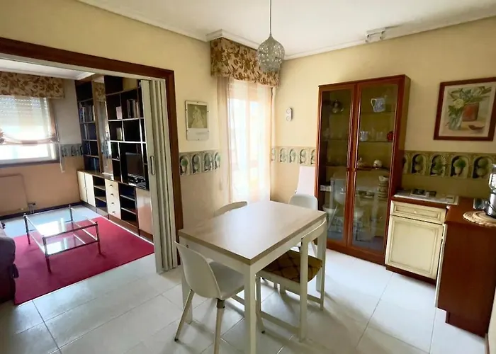 Vivienda 3 Zona Balaidos-pza. America Daire Vigo